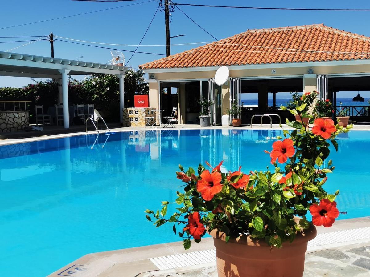 Nafsika Hotel Agios Stefanos Avliotes  Екстер'єр фото
