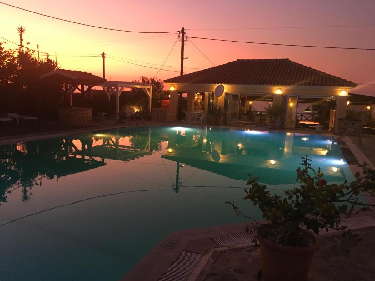 Nafsika Hotel Agios Stefanos Avliotes  Екстер'єр фото